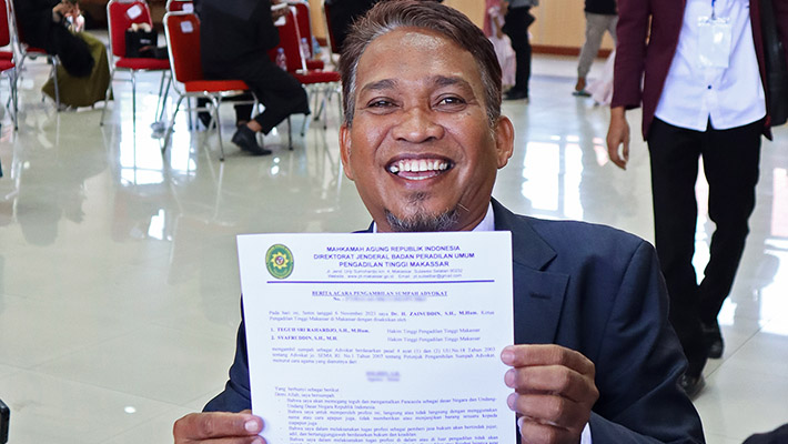 PENYUMPAHAN ADVOKAT 16