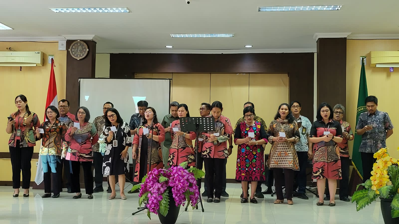 ibadah krisma Page 1