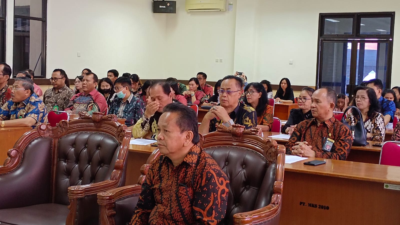 ibadah krisma Page 3