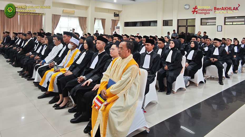 sumpah advokat 17 09 25 0e