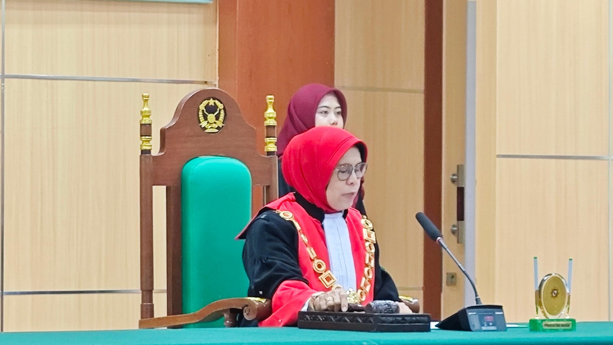 KPT Makassar Lantik YM Muhammad Damis SH MHum sebagai Wakil Ketua Pengadilan Tinggi Makassar 4